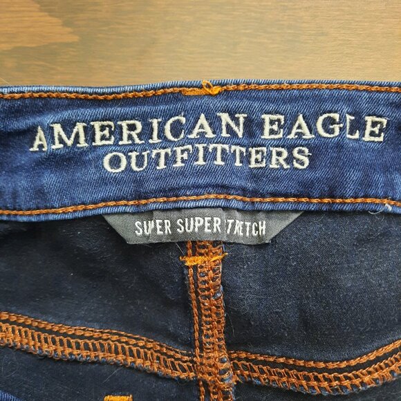 American Eagle Outfitters Super Super Stretch High-Rise Crop Dark Jean Jegging - Picture 4 of 8